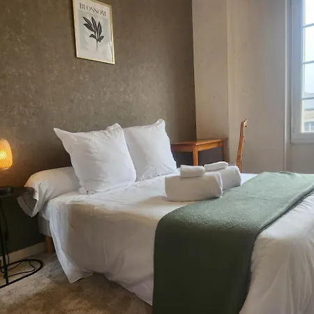 Hotel De Vendee Restaurant Les2M Otel Fontenay-le-Comte