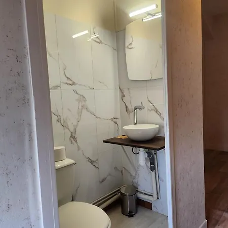 Hotel Et Restaurant Les2m *