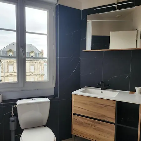 Et Restaurant Les2m Hotel Fontenay-le-Comte