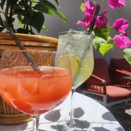 ホテル Et Restaurant Les2m *