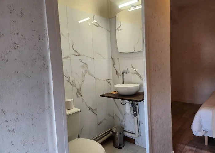 Hotel Et Restaurant Les2m *