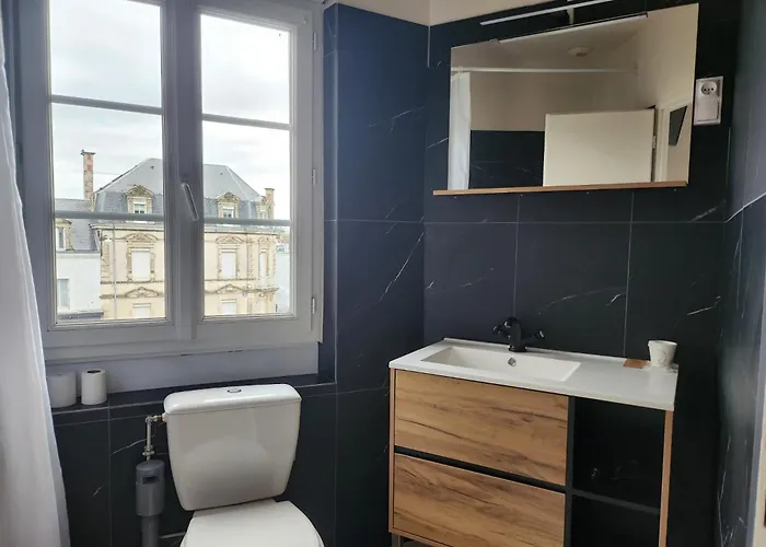 Et Restaurant Les2m Hotel Fontenay-le-Comte