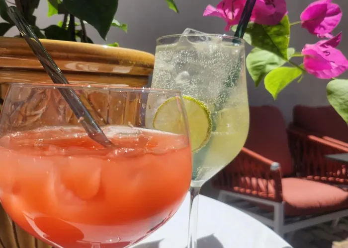 Hotel Et Restaurant Les2m *