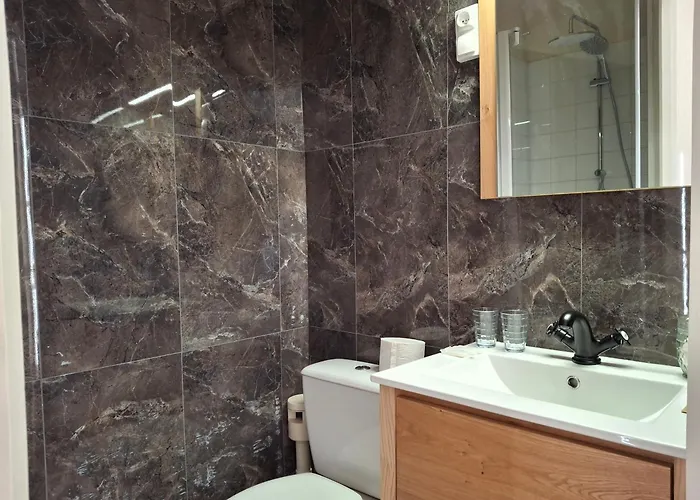 Et Restaurant Les2m Hotel Fontenay-le-Comte